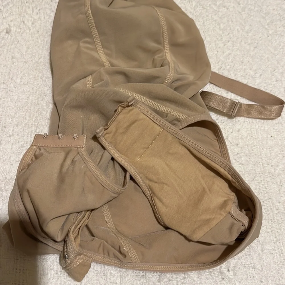 Shapewear - Picture 6 of 8